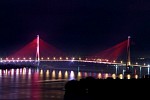 Ngắm dàn đèn nghệ thuật gần 30 tỷ đồng trên cầu Cần Thơ